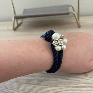 Banana Republic- Rope Pearl Bracelet